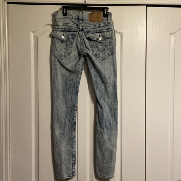 Men’s True Religion Jeans - Picture 2 of 3